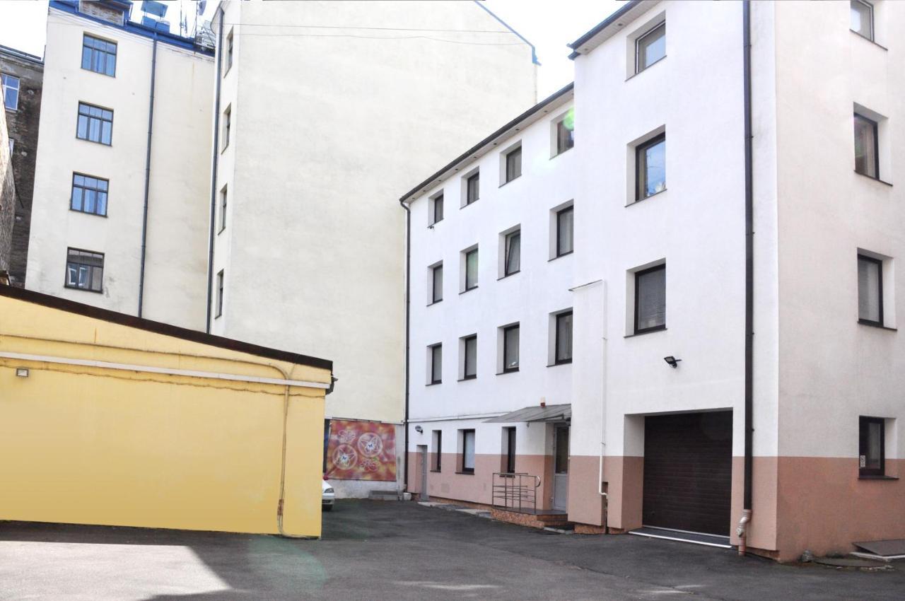 Riga City Center Quiet Apartment With Free Private Parking 외부 사진