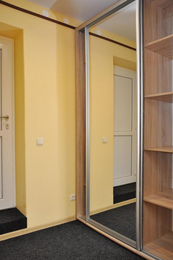 Riga City Center Quiet Apartment With Free Private Parking 외부 사진